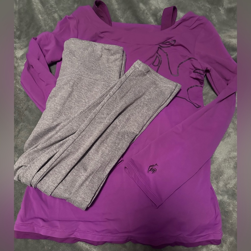 Active Wear - image 1